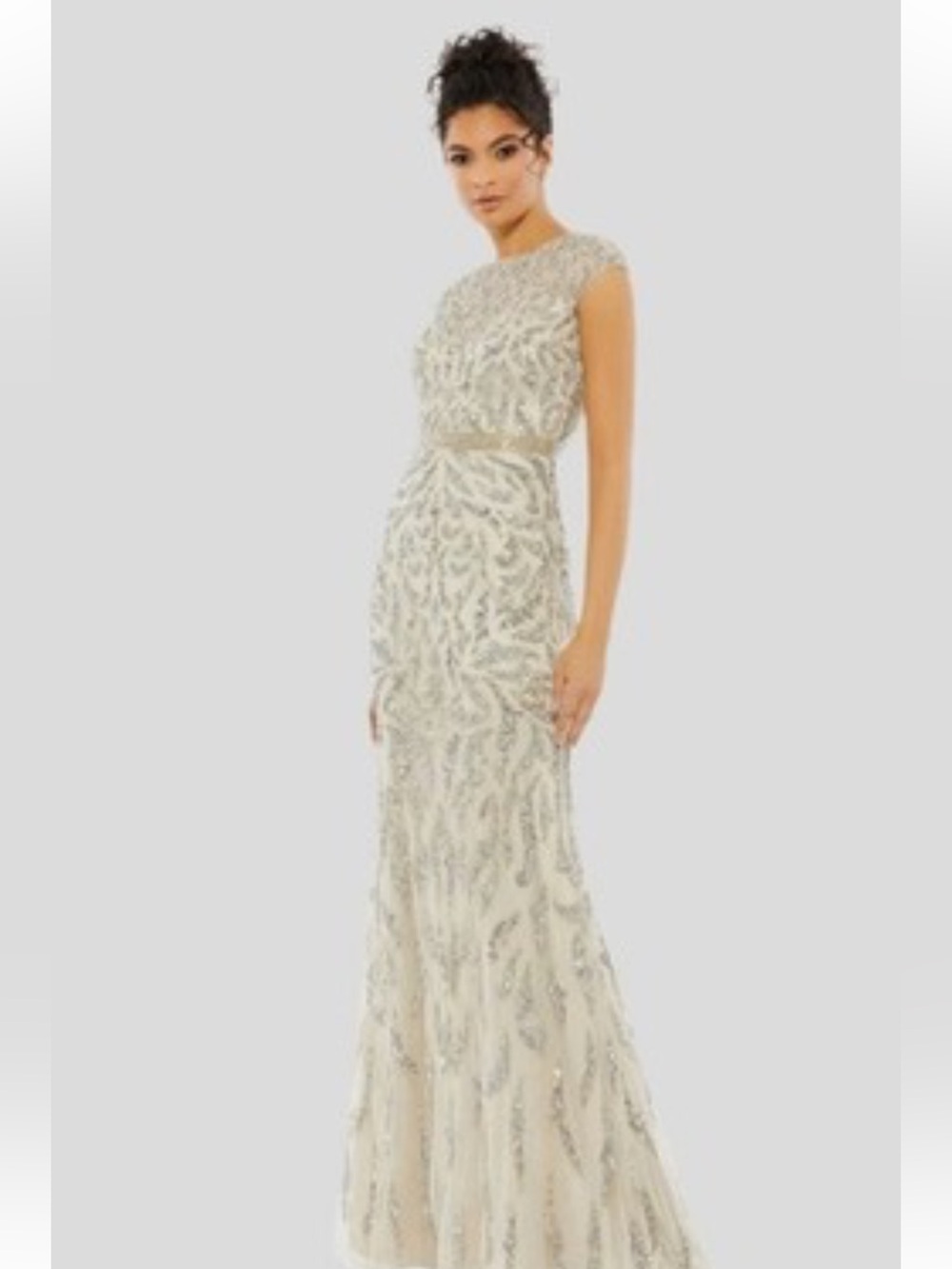 Mac Duggal Embellished Illusion Cap Sleeve Column Gown Nude size 8